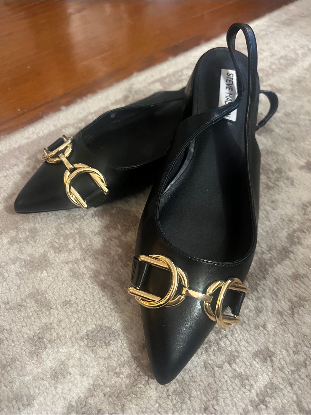 *Never Worn* Steve Madden Black Pointed Slingback Flats with Gold Buckle Accent